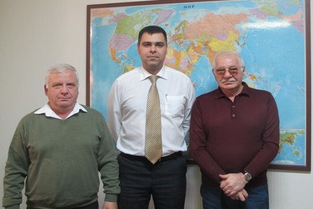 MEETING AT NORAVANK FOUNDATION MEETING AT NORAVANK FOUNDATION
