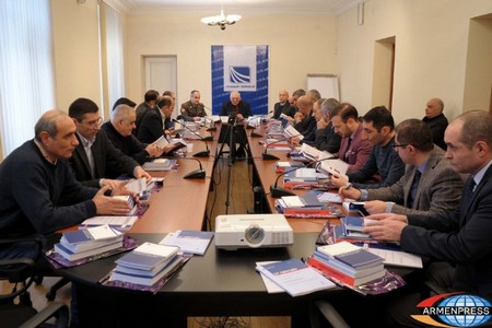 SEMINAR AND BOOKS PRESENTATION AT THE NORAVANK FOUNDATION SEMINAR AND BOOKS PRESENTATION AT THE NORAVANK FOUNDATION