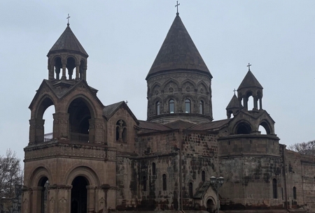 ԻՇԽԱՆՈՒԹՅՈՒՆԸ ԽՈՉԸՆԴՈՏՈՒՄ Է ՎԵՀԱՓԱՌ ՀԱՅՐԱՊԵՏԻ ՀՈՎՎԱՊԵՏԱԿԱՆ ԳՈՐԾՈՒՆԵՈՒԹՅՈՒՆԸ. Մայր Աթոռ